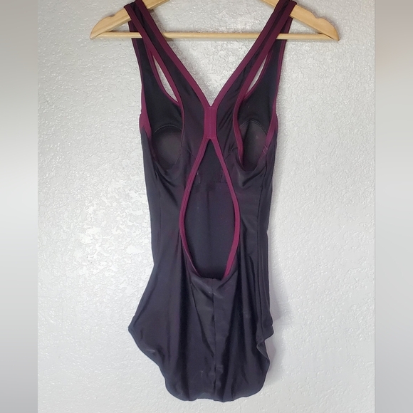 Speedo Potent Purple & Black One Pece Competitive Swimsuit size Small - Picture 4 of 5